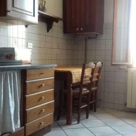 Apartament In Centro Storico A 20 Mt Dal Mare Piombino