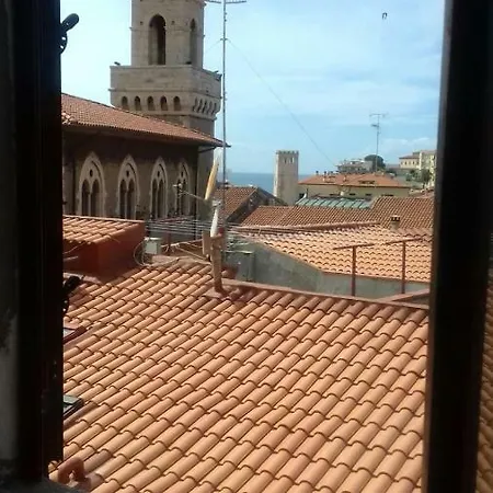 In Centro Storico A 20 Mt Dal Mare *
